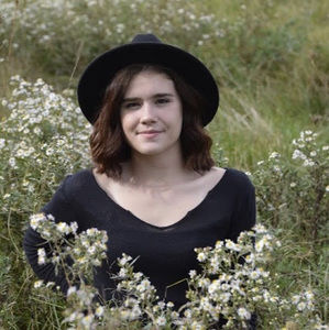 Meet your Posher, Isabella